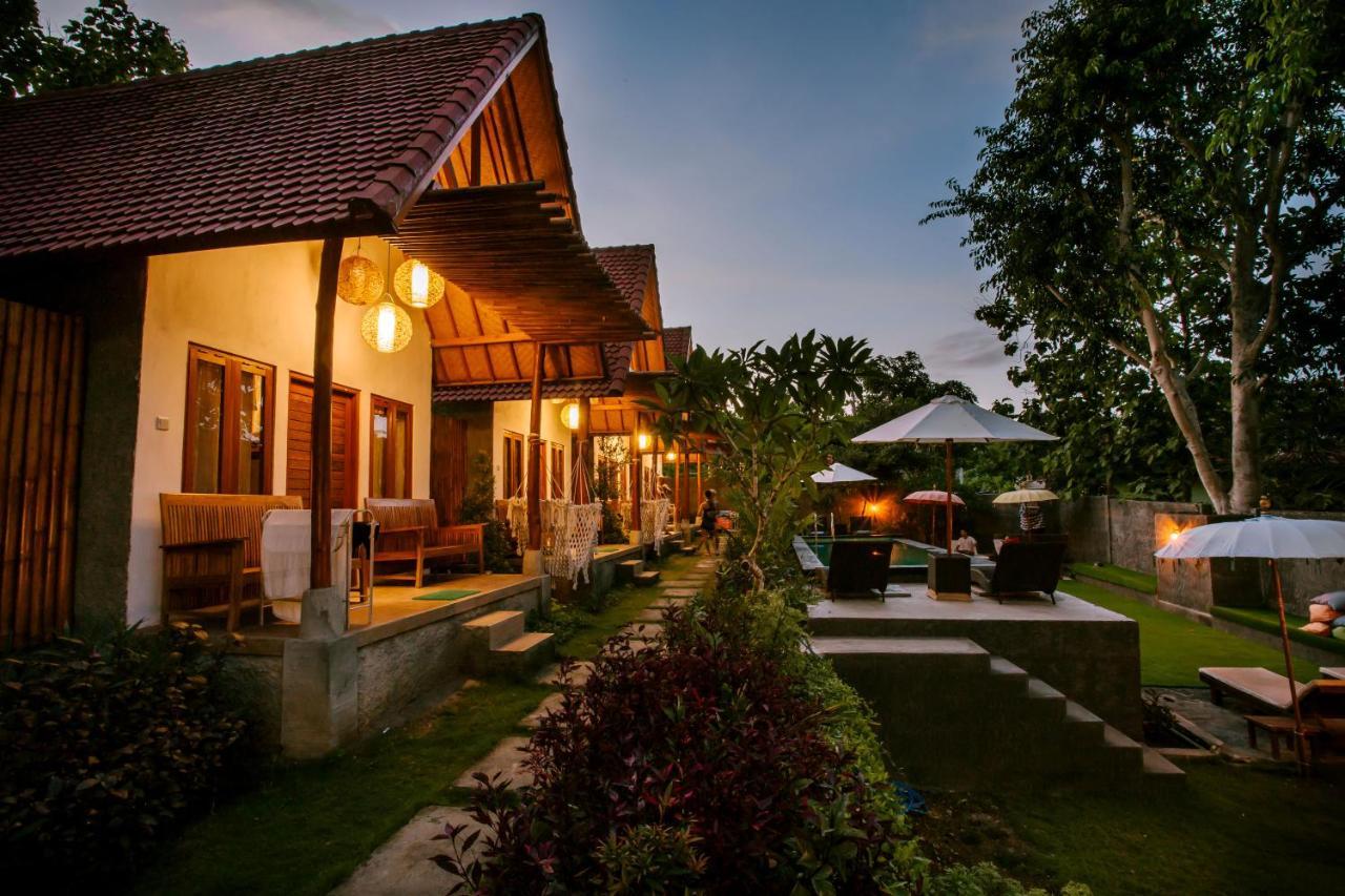 Nuansa Penida Hostel Toyapakeh Екстер'єр фото
