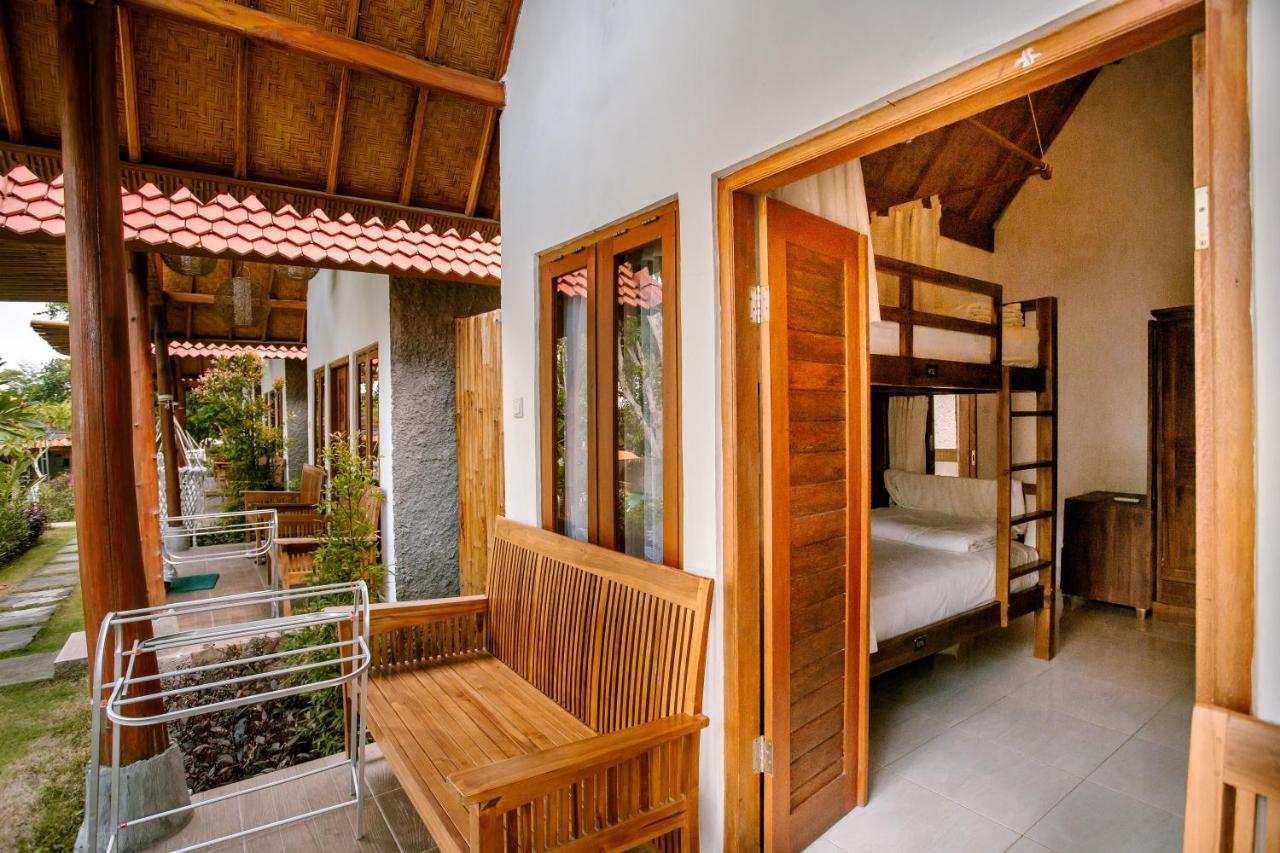 Nuansa Penida Hostel Toyapakeh Екстер'єр фото