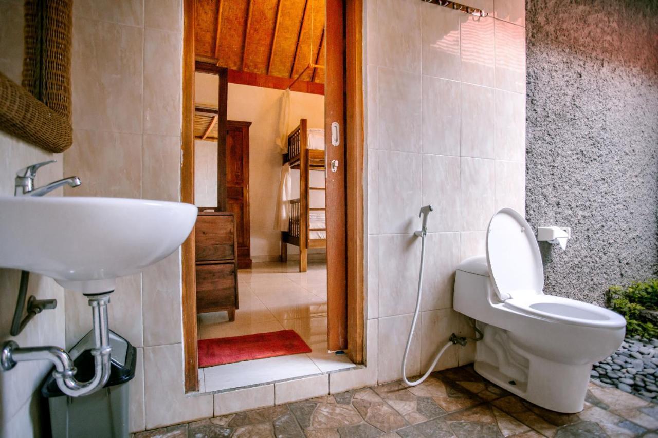 Nuansa Penida Hostel Toyapakeh Екстер'єр фото